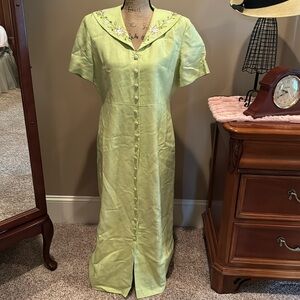 POSITIVE ATTITUDE WOMENS DRESS IN SZ 10…LONGER DRESS…GENTLY WORN…LINEN/RAYON!